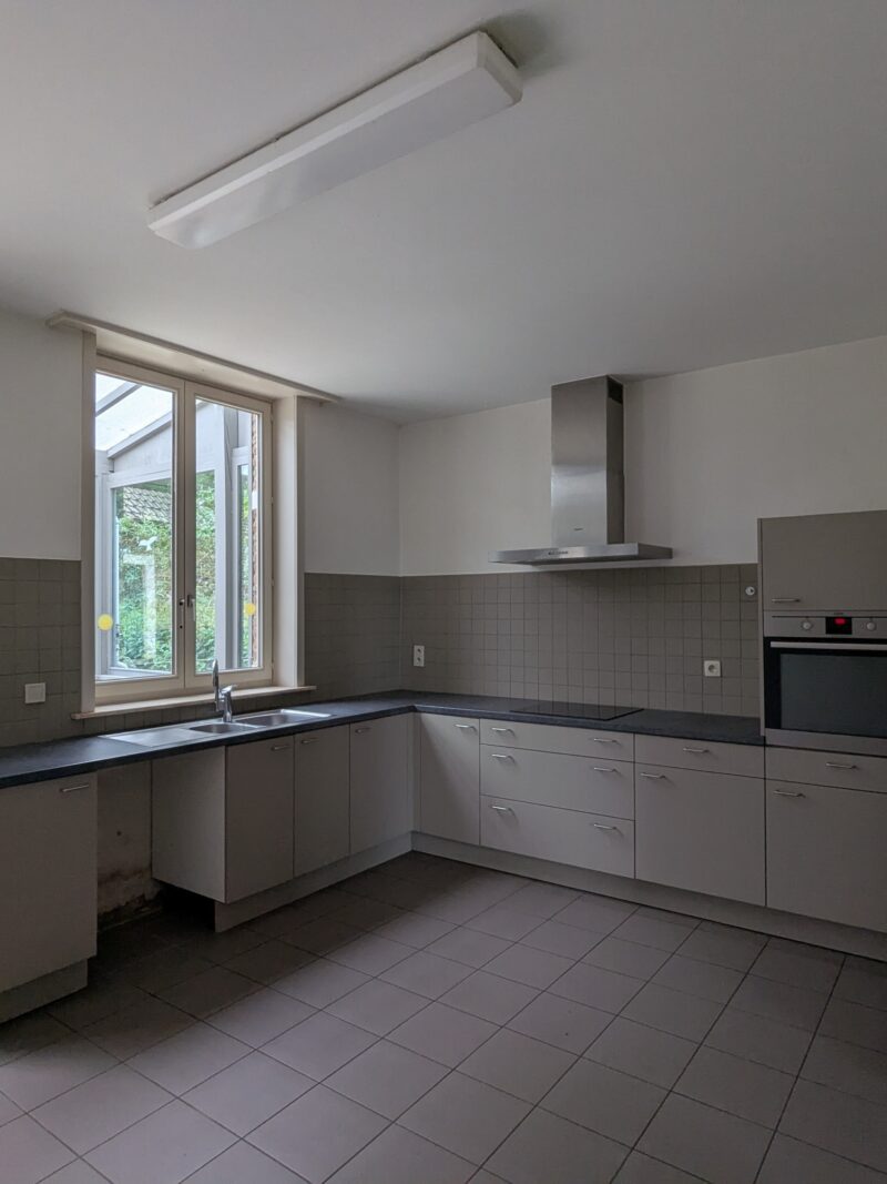 PXL 20250522 085852823